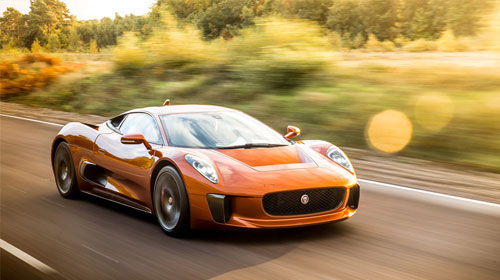 球员技术精湛！连续传球助球队取得胜利