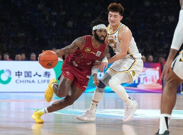包含CBA最新动态赵率舟离开辽宁队，北京首钢续约杰曼，广厦更换教练的词条