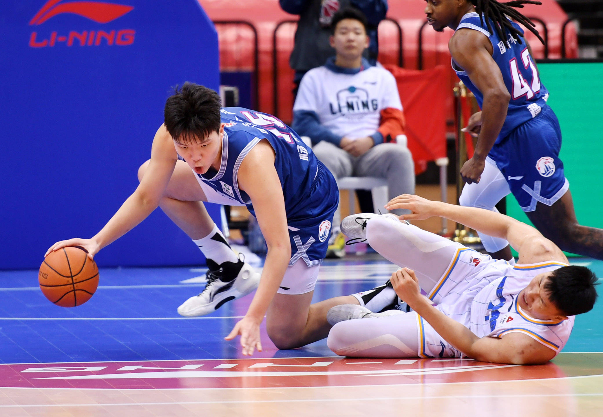 开云体育登录-中国男篮14人前往沙特备战亚洲杯周琦杨瀚森缺阵
