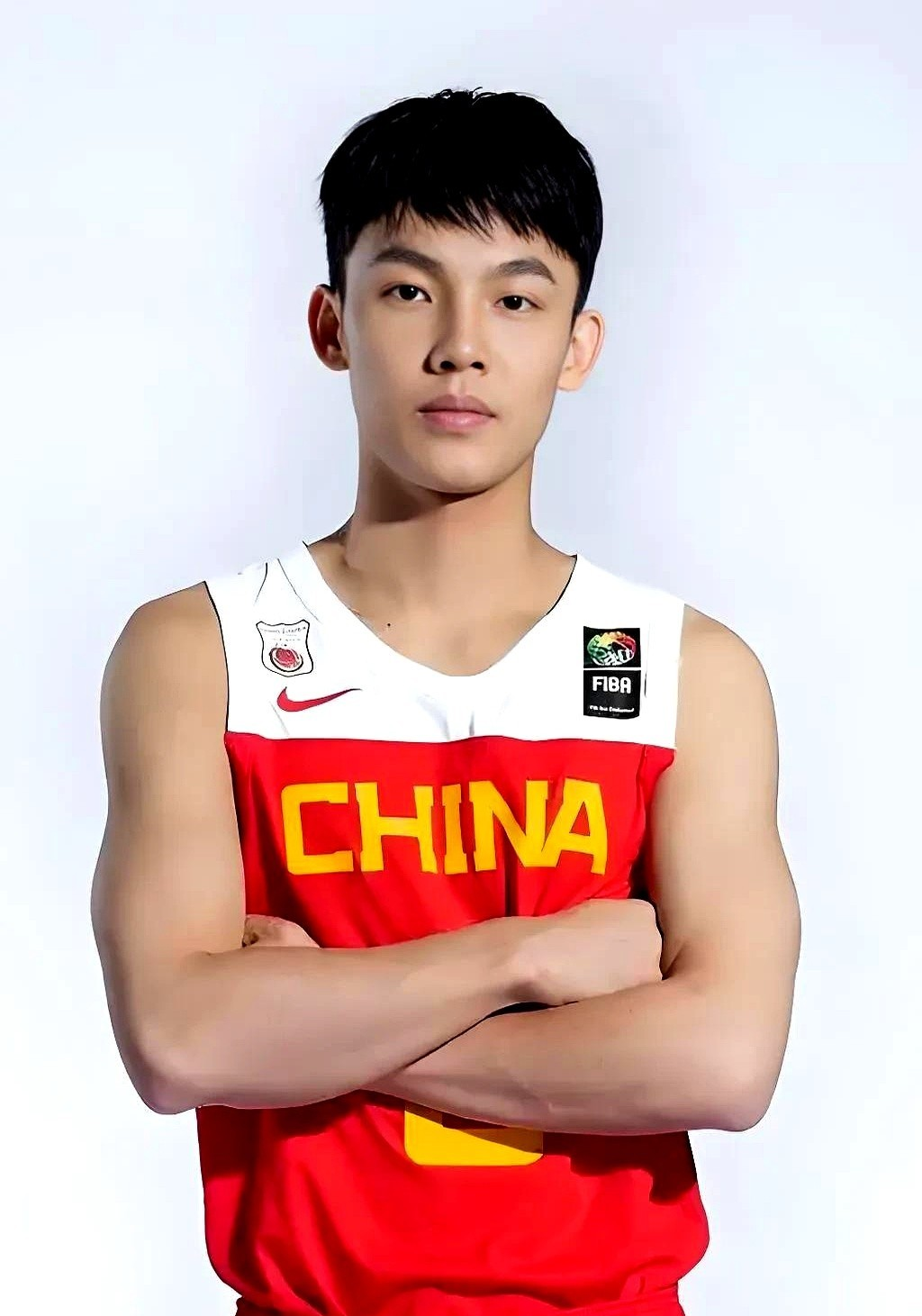 中国男篮84-76荷兰男篮，余嘉豪16+10，胡明轩13分的简单介绍