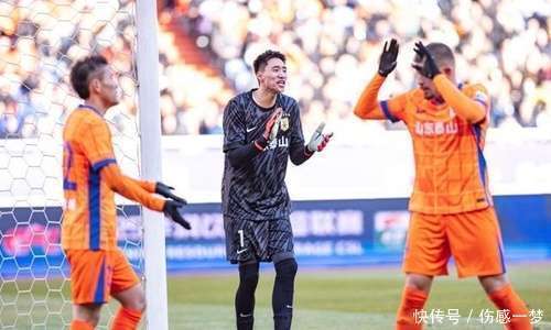 关于国足东亚杯23人预测：年轻球员为主，多位置是新人，王的信息