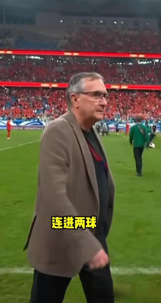 中国队主帅不幸“下课”